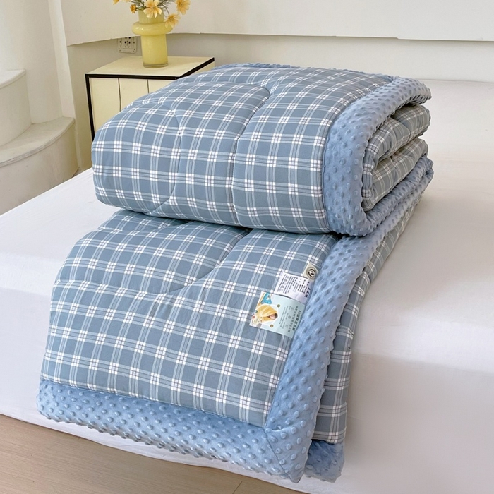 91家纺网 家纺一手货源 找家纺 云家 2025新款豆豆绒被子被芯夏凉被空调被四季被 格调