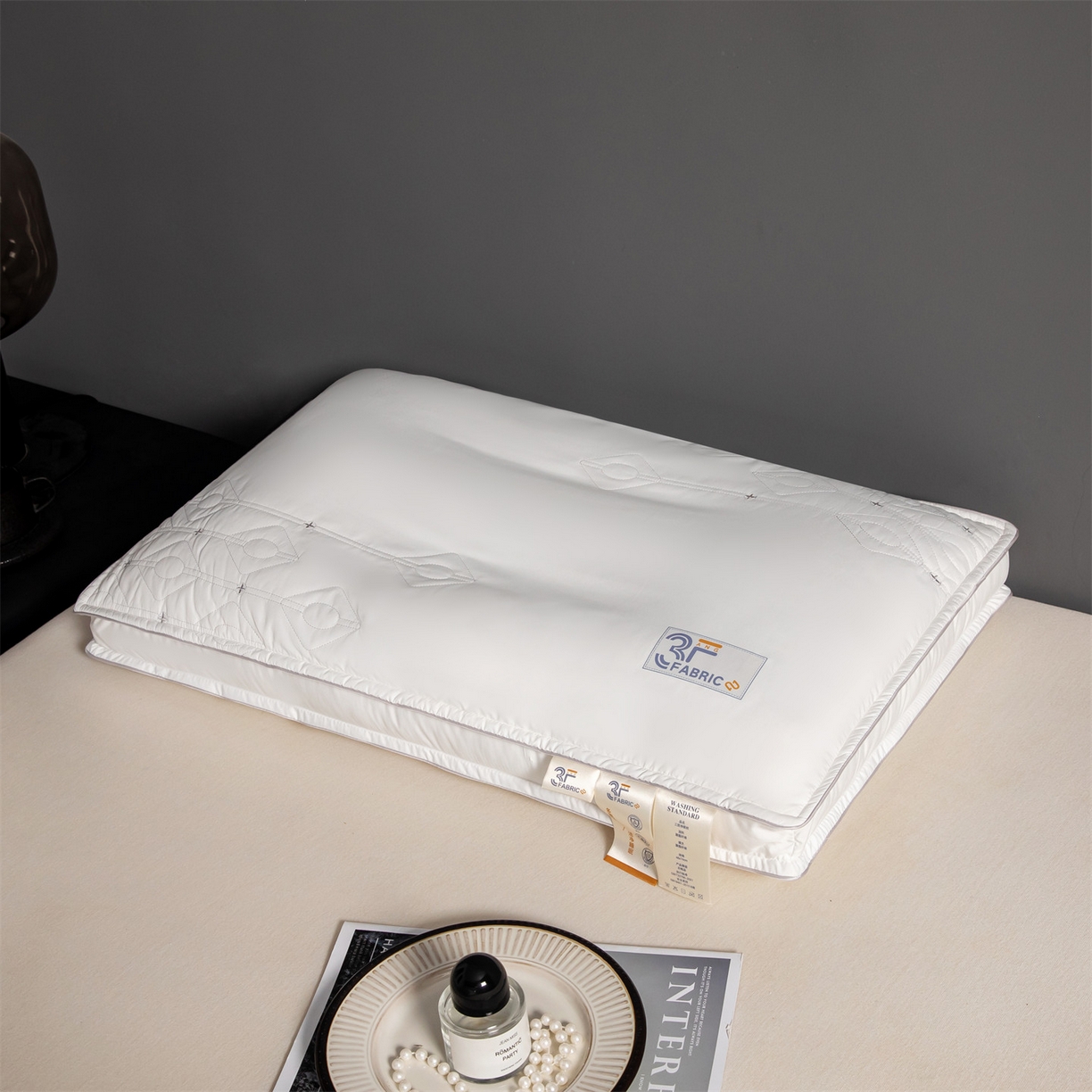 91家纺网 家纺一手货源 找家纺 麦肯锡 2025新款3F净眠枕 枕头枕芯 白色