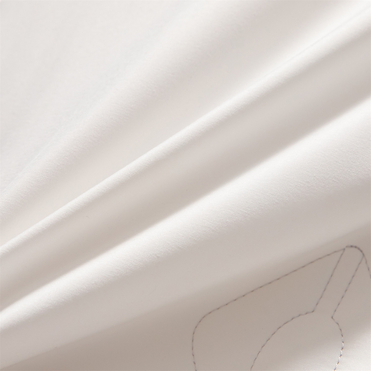 91家纺网 家纺一手货源 找家纺 麦肯锡 2025新款3F净眠枕 枕头枕芯 白色