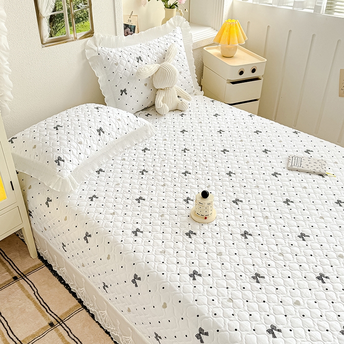 91家纺网 家纺一手货源 找家纺 冬然 2024新款全棉床盖纯棉床盖夹棉床单全棉床单纯棉床单 波点情节