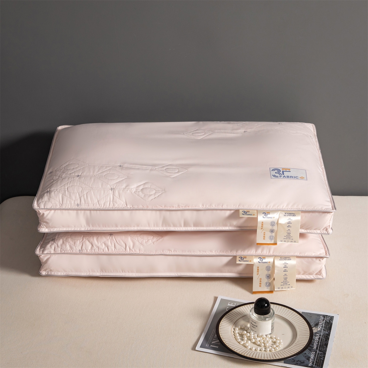 91家纺网 家纺一手货源 找家纺 麦肯锡 2025新款3F净眠枕 枕头枕芯 粉色