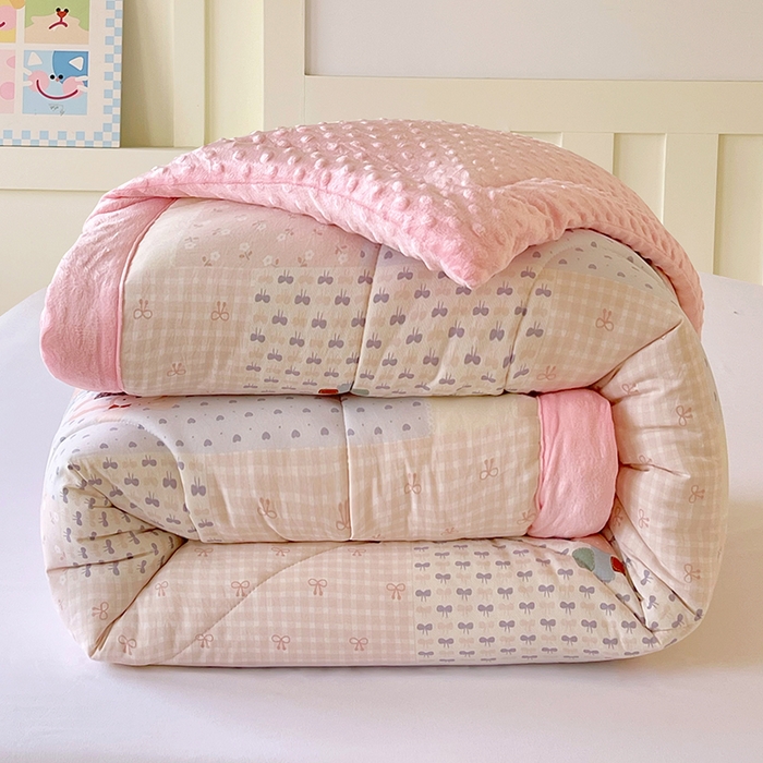 91家纺网 家纺一手货源 找家纺 云家 2025新款豆豆绒被子被芯夏凉被空调被四季被 兔小姐