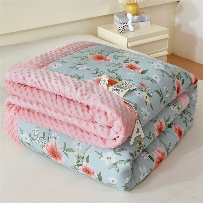 91家纺网 家纺一手货源 找家纺 云家 2025新款豆豆绒被子被芯夏凉被空调被四季被 花知韵