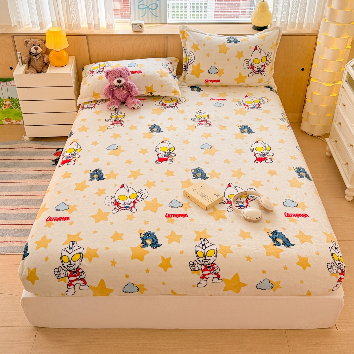 名兮-2025经典奥特曼-三丽鸥高克重印花牛奶绒床笠 星空战士