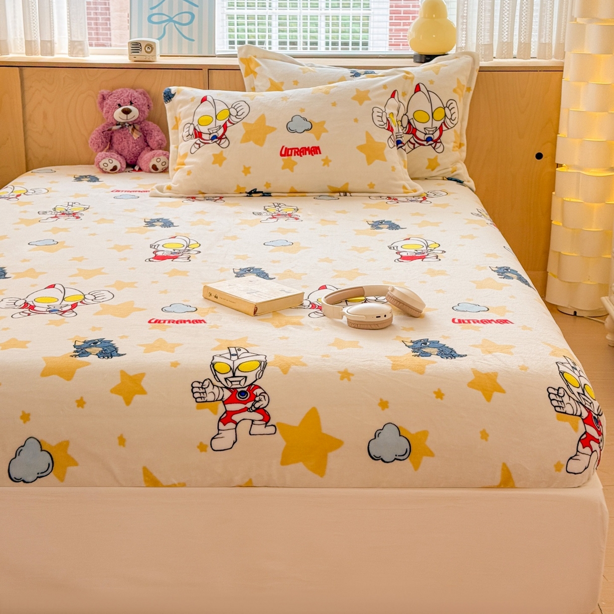 91家纺网 家纺一手货源 找家纺 名兮-2025经典奥特曼-三丽鸥高克重印花牛奶绒床笠 星空战士