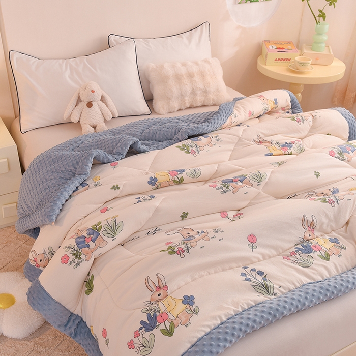 91家纺网 家纺一手货源 找家纺 云家 2025新款豆豆绒被子被芯夏凉被空调被四季被 花园兔兔