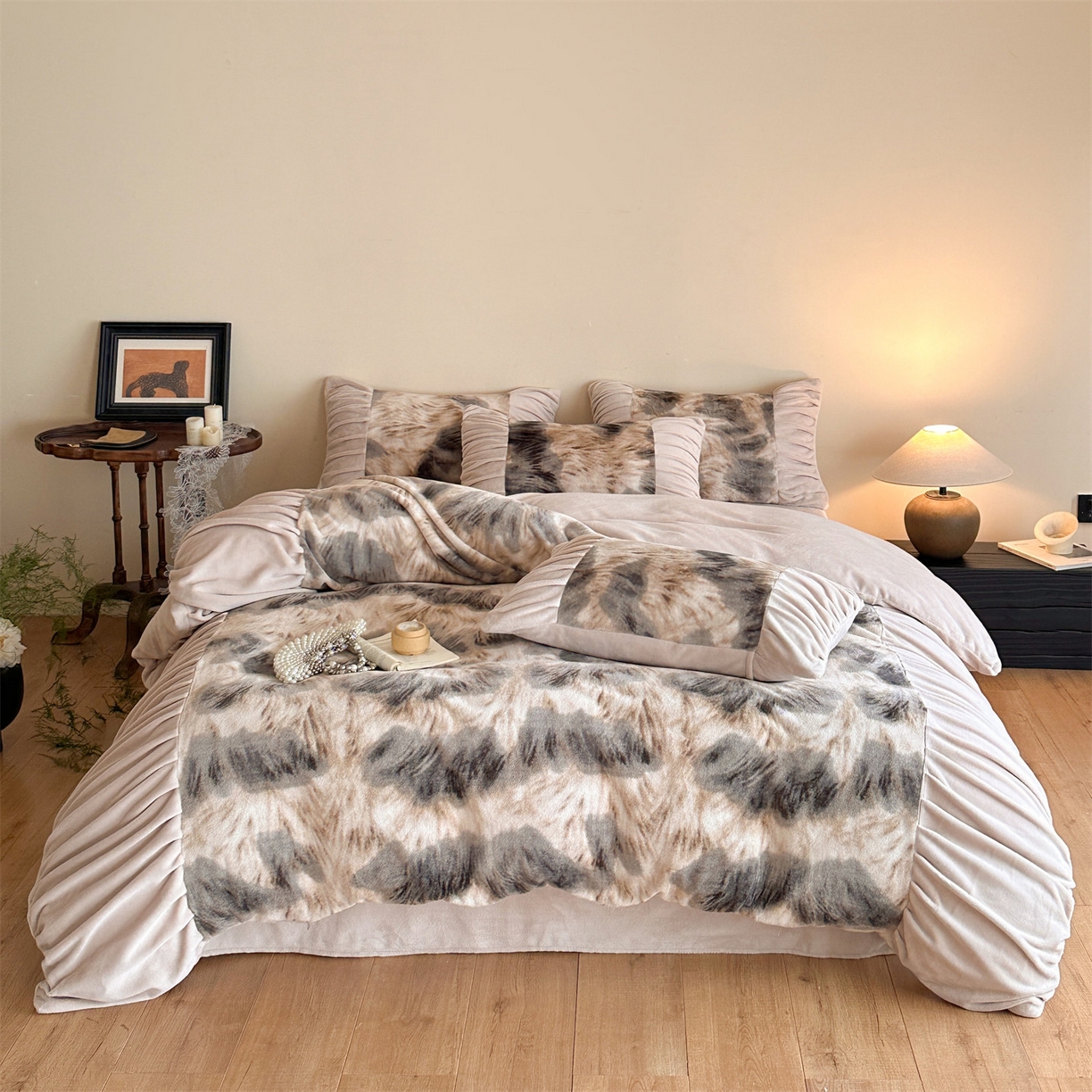 91家纺网 家纺一手货源 找家纺 （总）奥裕家纺 2025新款法式雪貂牛奶绒四件套