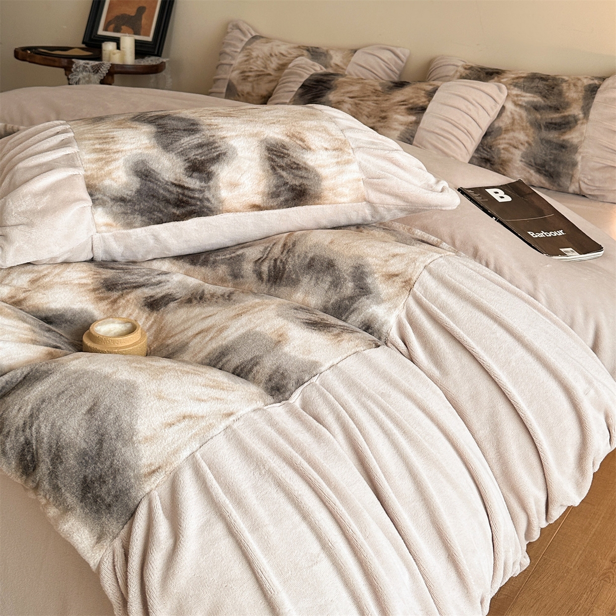 91家纺网 家纺一手货源 找家纺 （总）奥裕家纺 2025新款法式雪貂牛奶绒四件套