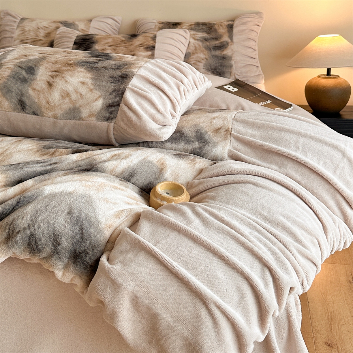 91家纺网 家纺一手货源 找家纺 （总）奥裕家纺 2025新款法式雪貂牛奶绒四件套