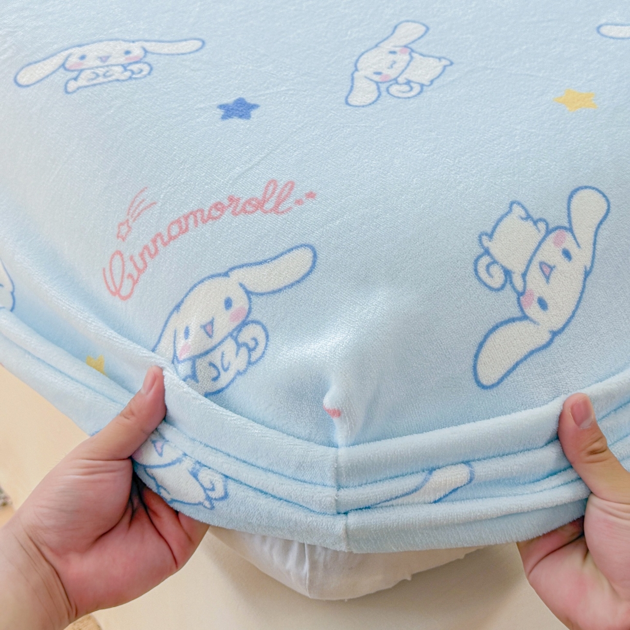 91家纺网 家纺一手货源 找家纺 名兮-2025经典奥特曼-三丽鸥高克重印花牛奶绒床笠 星星大耳狗