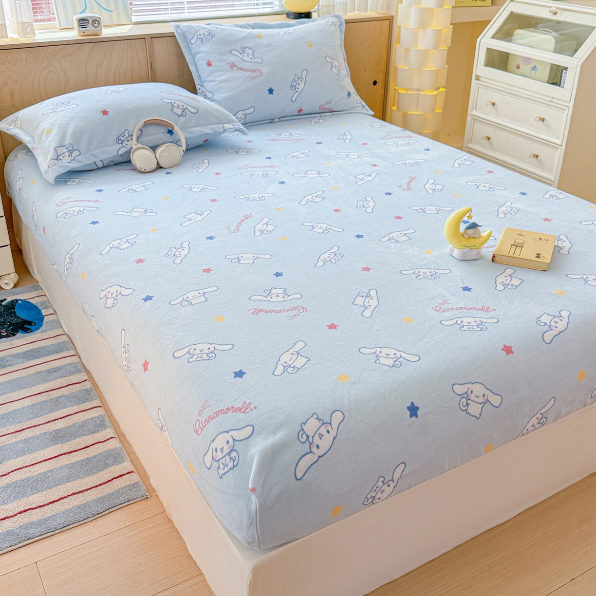 91家纺网 家纺一手货源 找家纺 名兮-2025经典奥特曼-三丽鸥高克重印花牛奶绒床笠 星星大耳狗