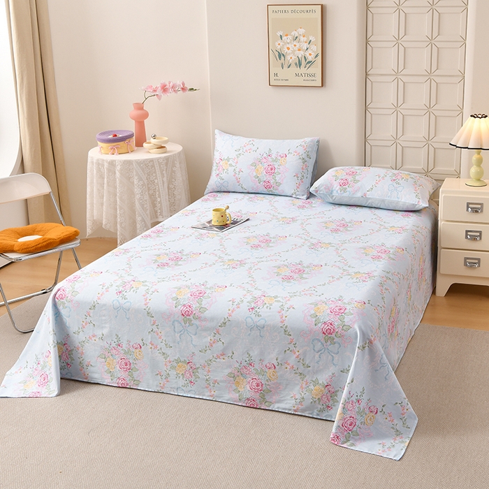 91家纺网 家纺一手货源 找家纺 宇彬家纺 2025直播新款13070全棉纯棉印花双人单床单枕套三件套喷气小清新简约学生被单 米蓝韵花影