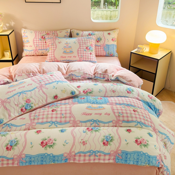 91家纺网 家纺一手货源 找家纺 （总）王朝国际 2025新款高克重牛奶绒印花四件套