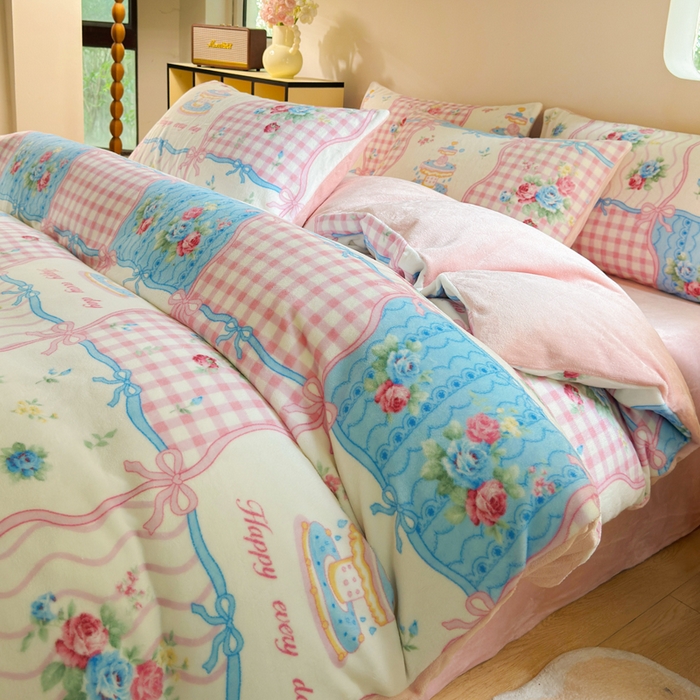 91家纺网 家纺一手货源 找家纺 （总）王朝国际 2025新款高克重牛奶绒印花四件套