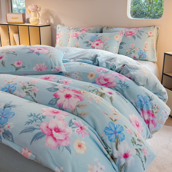 91家纺网 家纺一手货源 找家纺 （总）王朝国际 2025新款高克重牛奶绒印花四件套