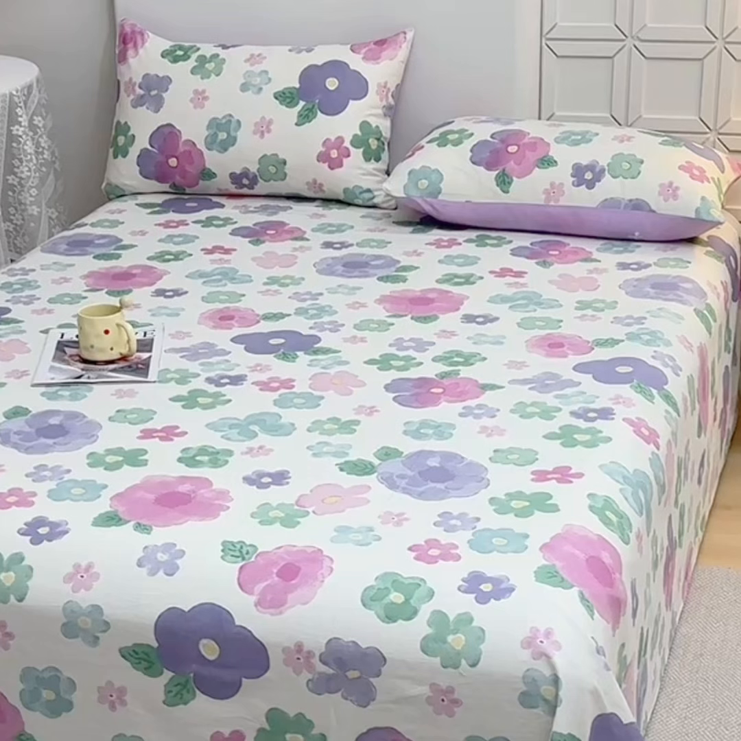 91家纺网 家纺一手货源 找家纺 宇彬家纺 2025直播新款13070全棉纯棉印花双人单床单枕套三件套喷气小清新简约学生被单 小甜美