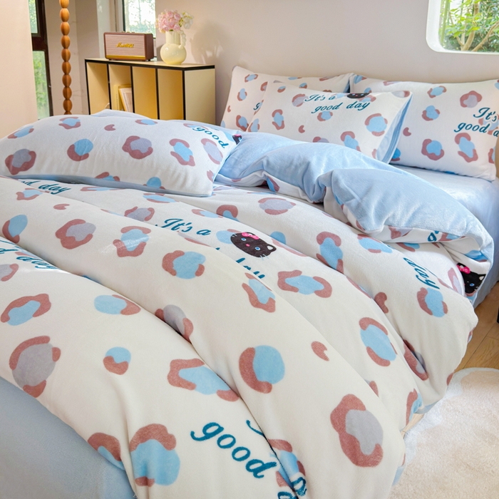 91家纺网 家纺一手货源 找家纺 王朝国际 2026新款高克重牛奶绒印花四件套 豹纹喵