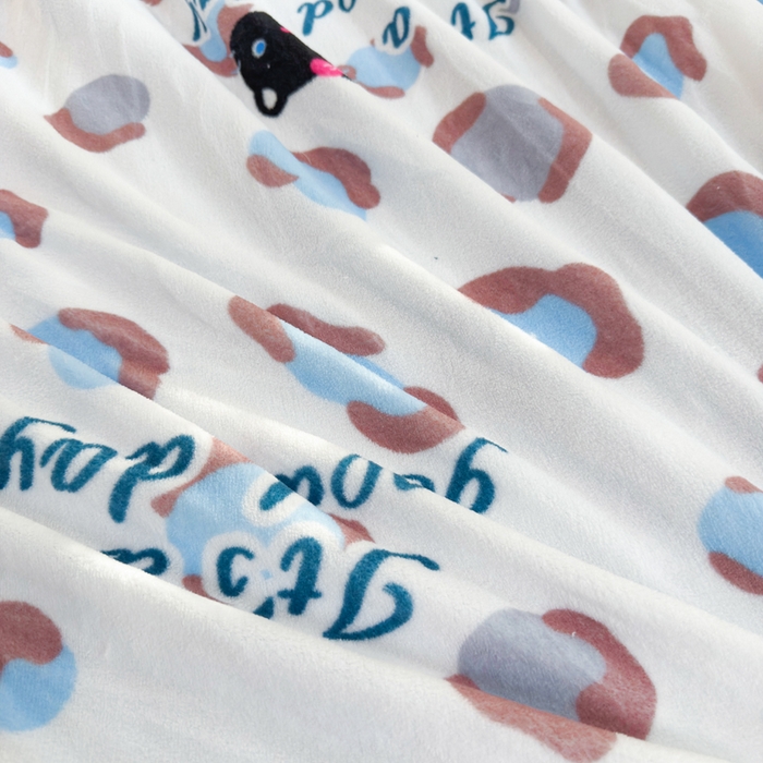 91家纺网 家纺一手货源 找家纺 王朝国际 2026新款高克重牛奶绒印花四件套 豹纹喵