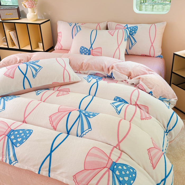 王朝国际 2026新款高克重牛奶绒印花四件套 波点蝴蝶结