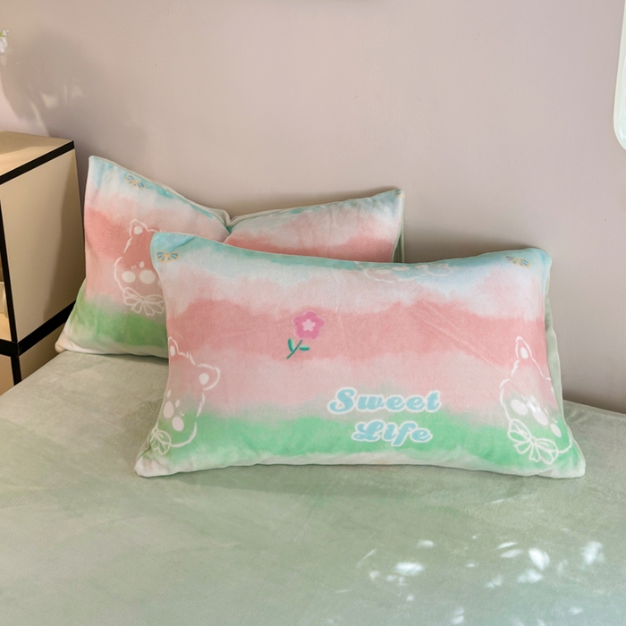 91家纺网 家纺一手货源 找家纺 王朝国际 2026新款高克重牛奶绒印花四件套 彩虹冰激凌