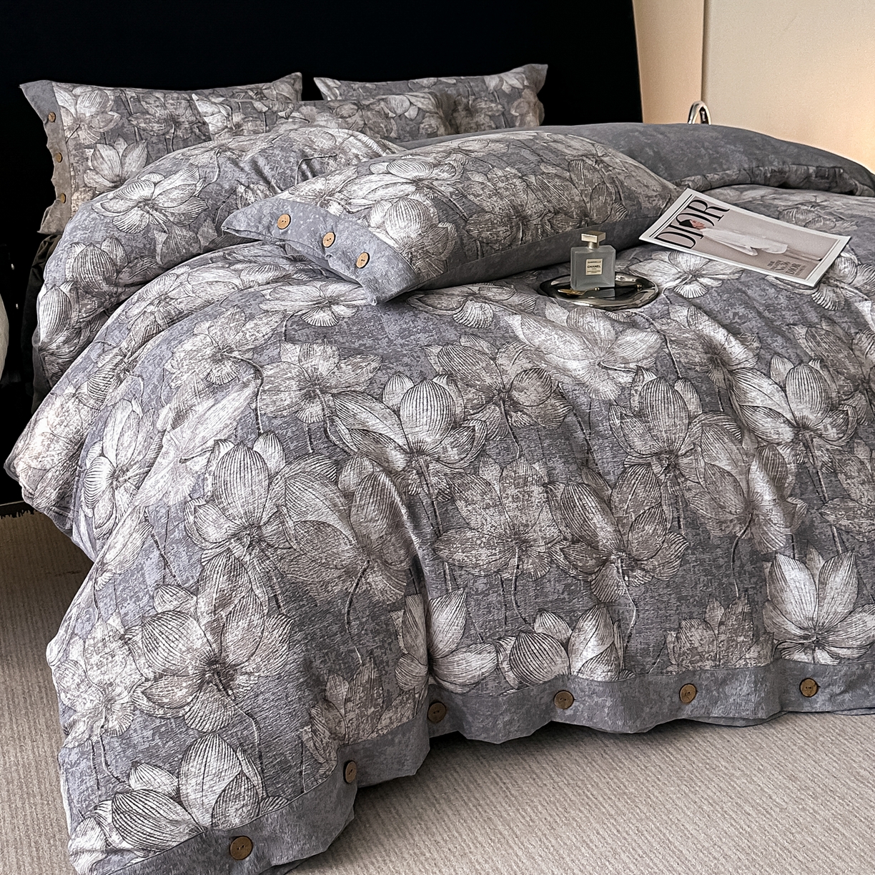 91家纺网 家纺一手货源 找家纺 （总）悦织湾家纺 2025新款纽扣款轻奢原麻四件套复古中式艺术雅致轻奢床上用品三四件套