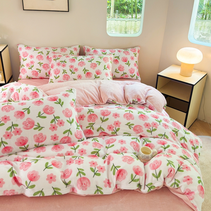 91家纺网 家纺一手货源 找家纺 王朝国际 2026新款高克重牛奶绒印花四件套 甜心小姐