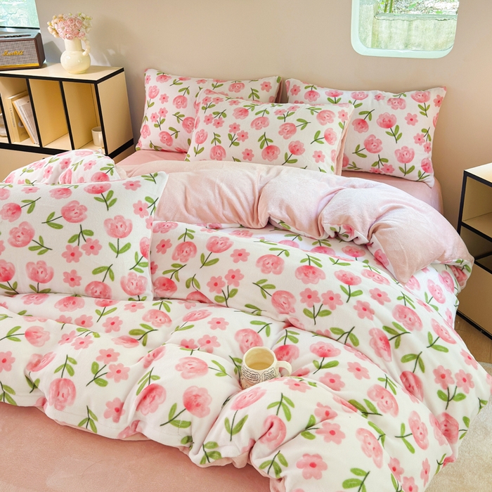 91家纺网 家纺一手货源 找家纺 王朝国际 2026新款高克重牛奶绒印花四件套 甜心小姐