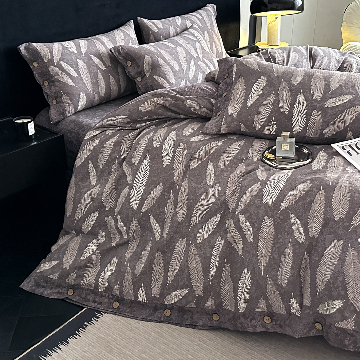 91家纺网 家纺一手货源 找家纺 悦织湾家纺 2025新款纽扣款轻奢原麻四件套复古中式艺术雅致轻奢床上用品三四件套 轻奢原麻-青枫