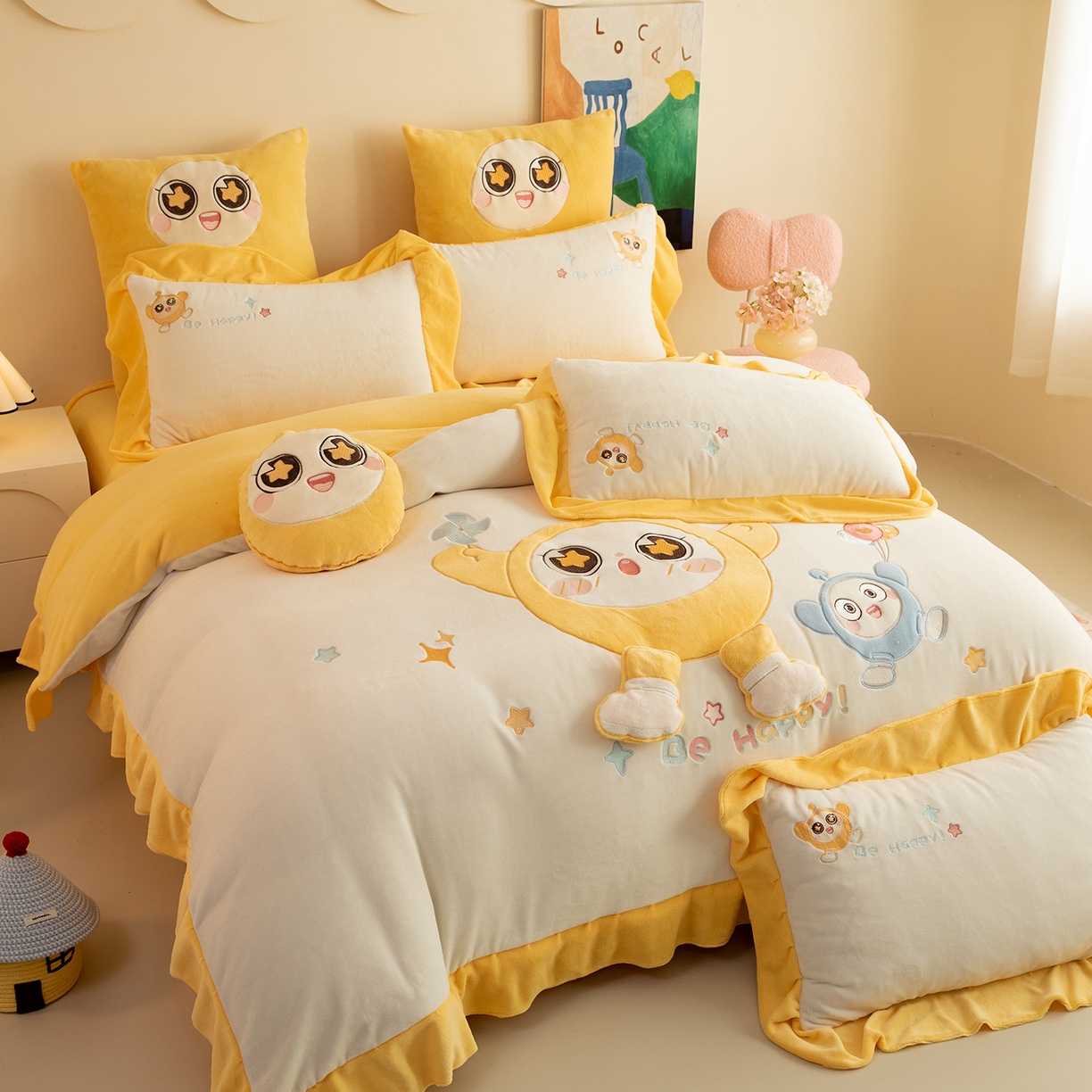 91家纺网 家纺一手货源 找家纺 （总）绒棉世家 2025新款贴布绣A类牛奶绒高克重四件套-蛋仔