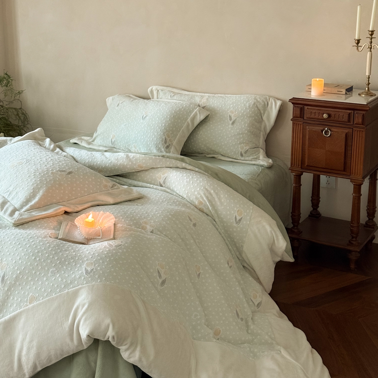 云栖家居 2025秋冬消光加厚立体雕花牛奶绒四件套系列-元英系列（控价不低于199） 郁金香-绿