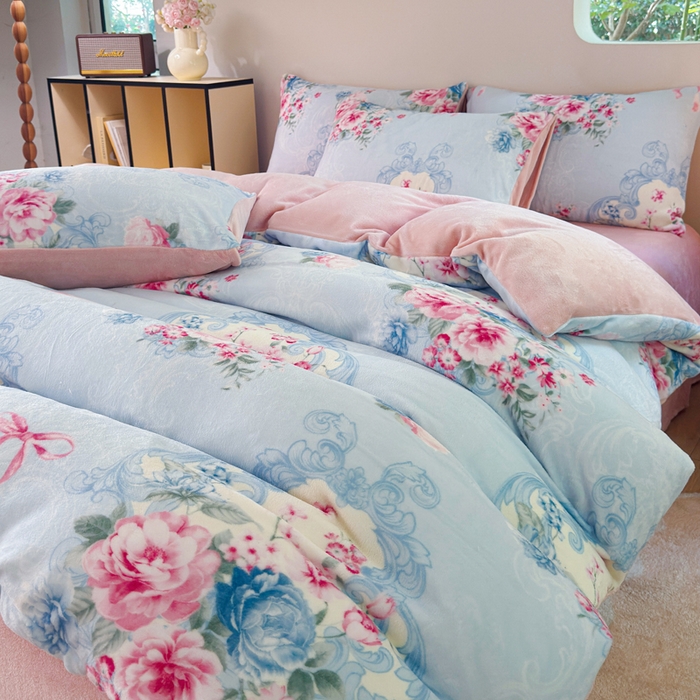 王朝国际 2026新款高克重牛奶绒印花四件套 云梦海棠