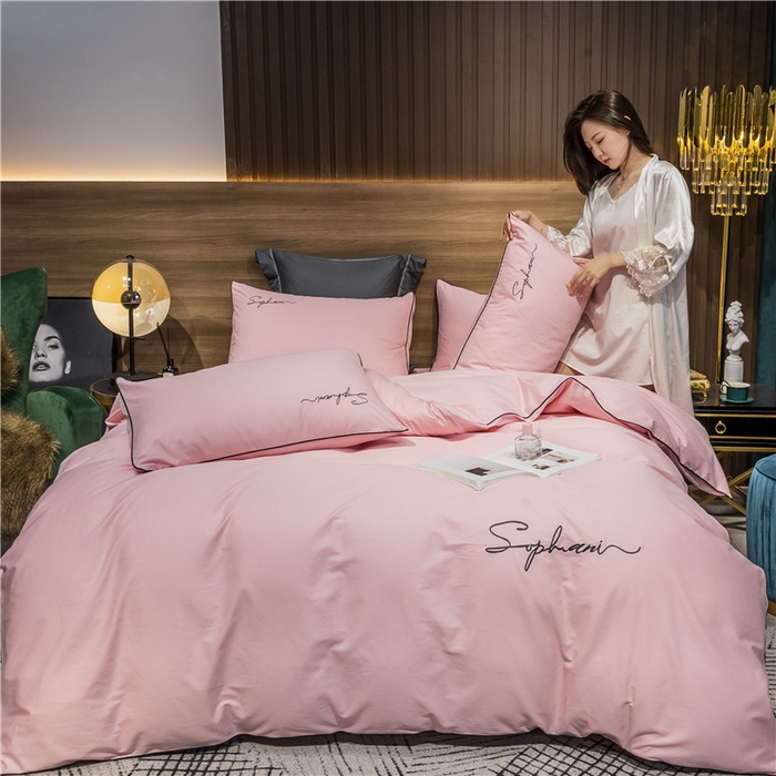 91家纺网 家纺一手货源 找家纺 小叮当家纺仓储工厂店 2025新款(热买家秀不断货)40s贡缎长绒棉纯棉字母款全棉四件套轻奢床上用品 香妃粉