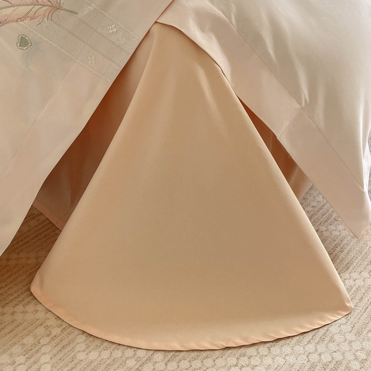 91家纺网 家纺一手货源 找家纺 （总）2025秋冬新品A类加厚保暖全棉磨毛四件套纯棉被套重工刺绣轻奢床笠款直播热款床上用品