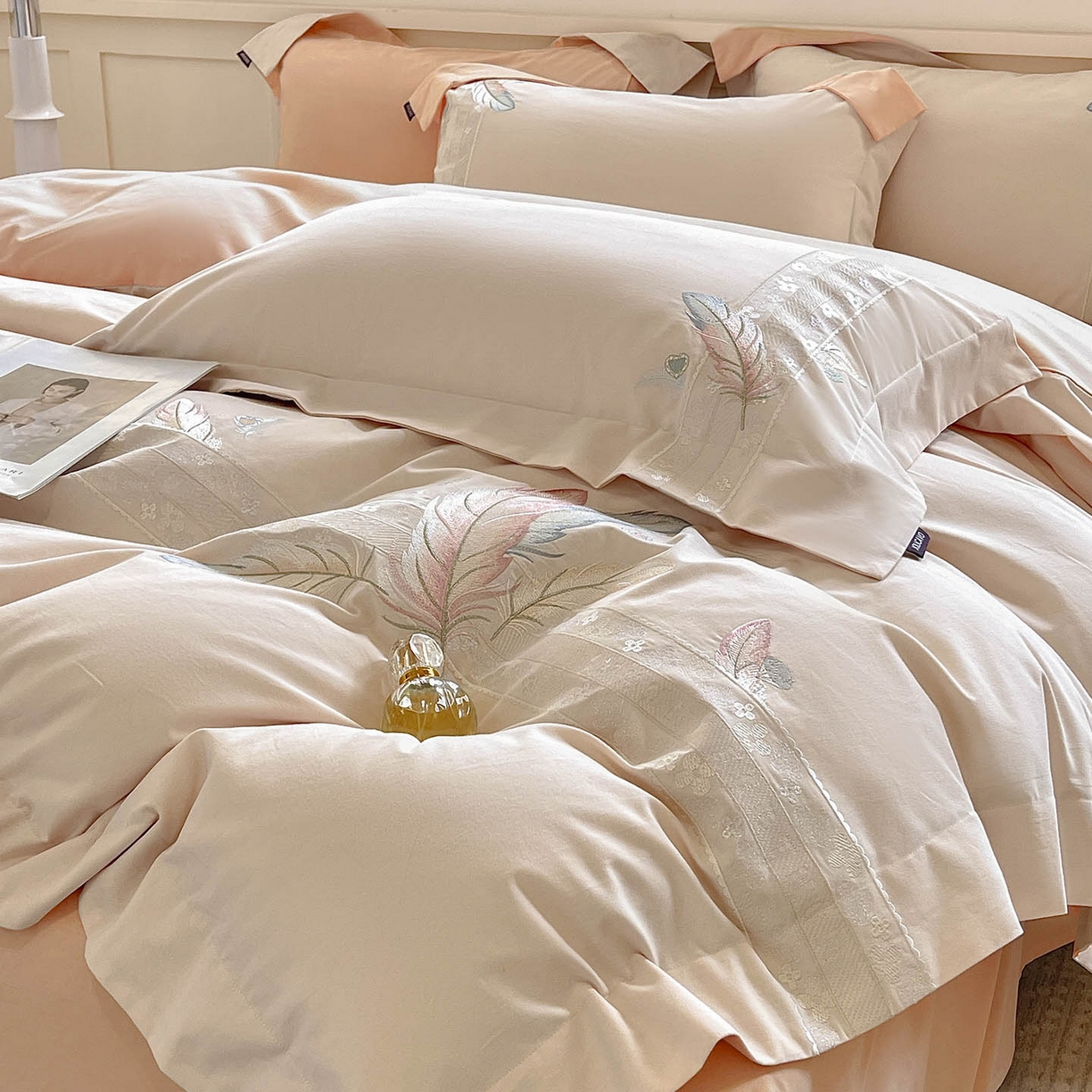 91家纺网 家纺一手货源 找家纺 （总）2025秋冬新品A类加厚保暖全棉磨毛四件套纯棉被套重工刺绣轻奢床笠款直播热款床上用品