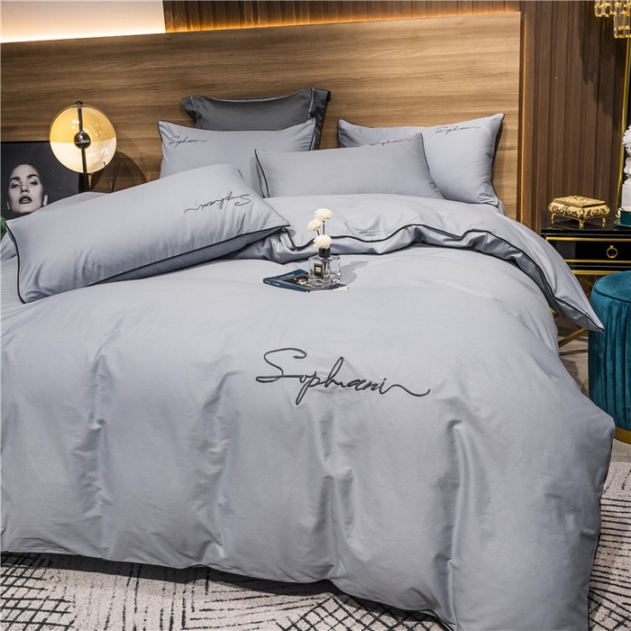 91家纺网 家纺一手货源 找家纺 小叮当家纺仓储工厂店 2025新款(热买家秀不断货)40s贡缎长绒棉纯棉字母款全棉四件套轻奢床上用品 炫彩灰