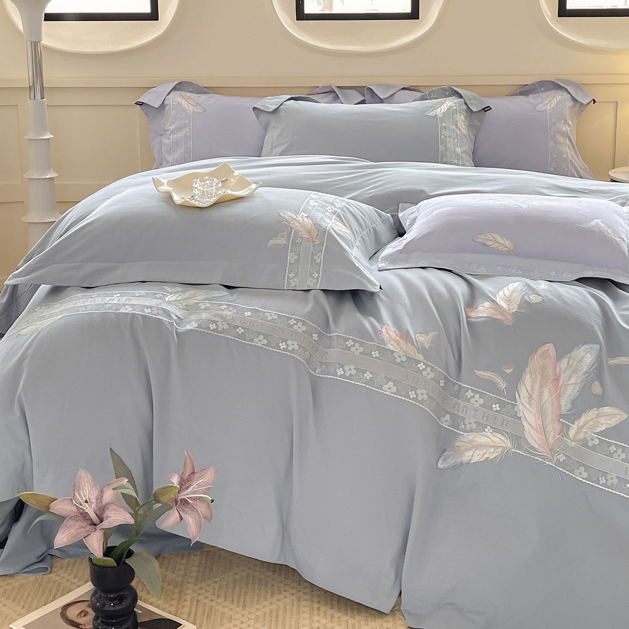 91家纺网 家纺一手货源 找家纺 2025秋冬新品A类加厚保暖全棉磨毛四件套纯棉被套重工刺绣轻奢床笠款直播热款床上用品 缦禾-夜灰