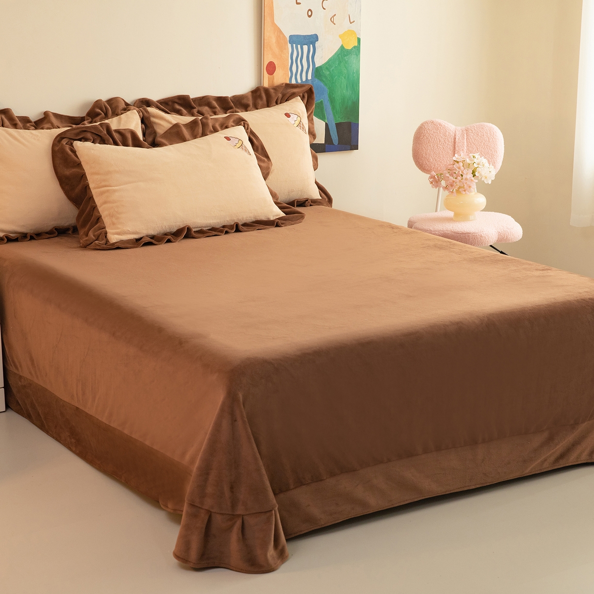 91家纺网 家纺一手货源 找家纺 （总）绒棉世家 2025新款贴布绣A类牛奶绒高克重四件套-啦布布