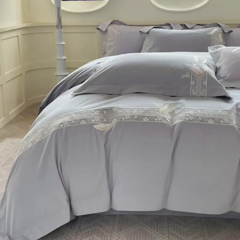 91家纺网 家纺一手货源 找家纺 2025秋冬新品A类加厚保暖全棉磨毛四件套纯棉被套重工刺绣轻奢床笠款直播热款床上用品 缦禾-夜灰