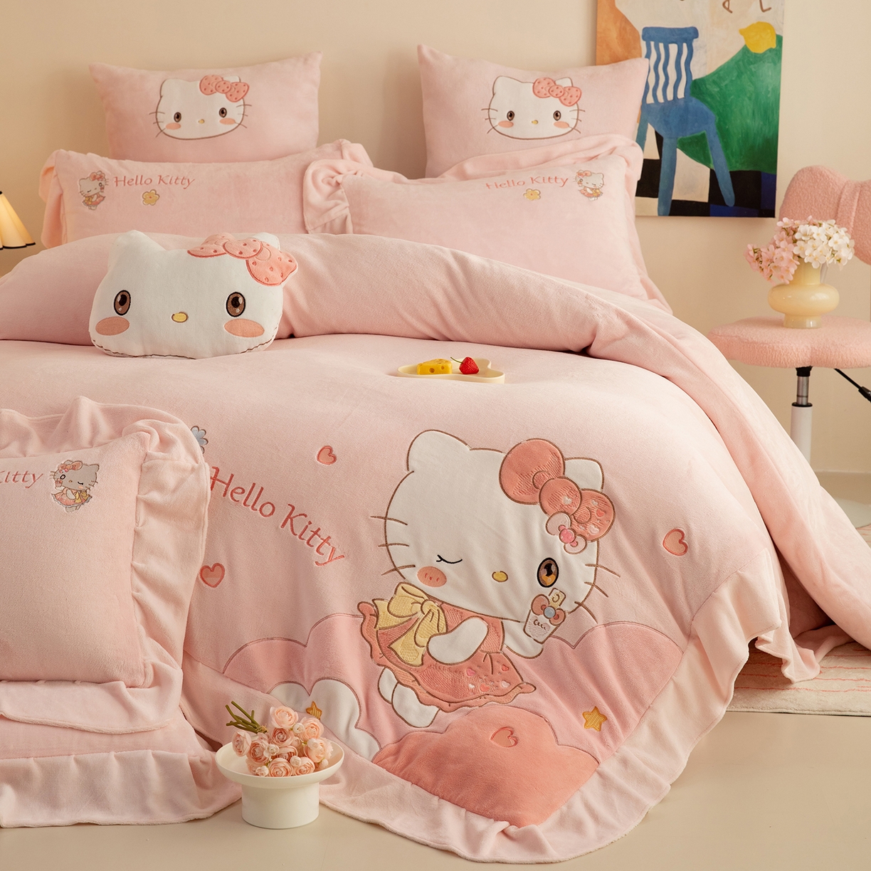 91家纺网 家纺一手货源 找家纺 （总）绒棉世家 2025新款贴布绣A类牛奶绒高克重四件套-KT猫