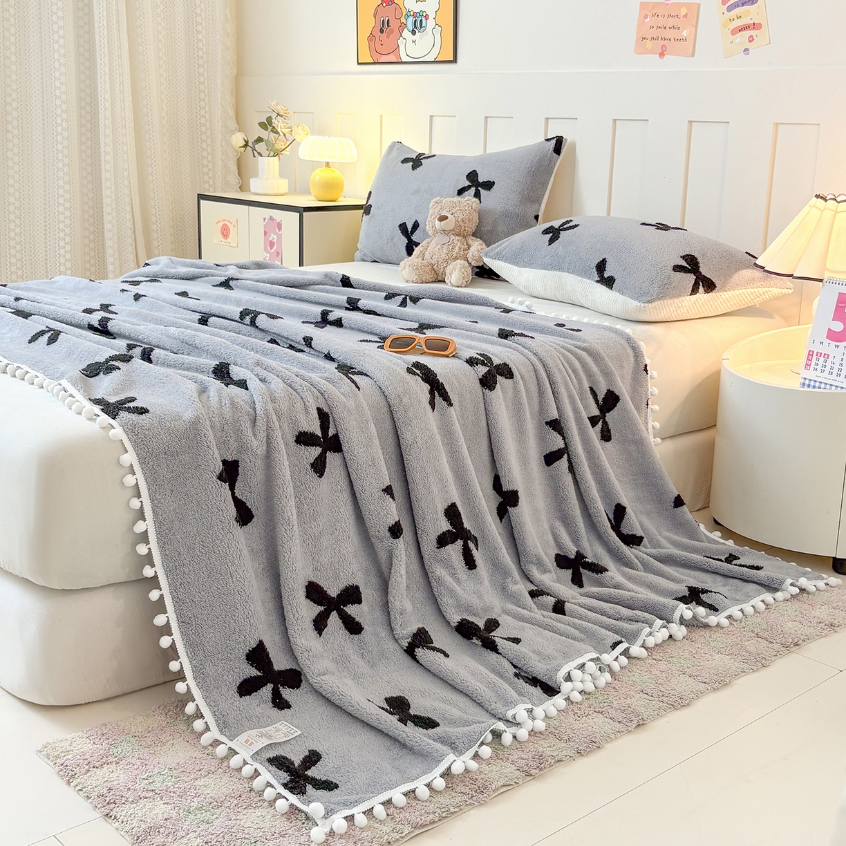 91家纺网 家纺一手货源 找家纺 （总）恋佳居 2025新款高克重提花舒棉绒吊球花边毛毯