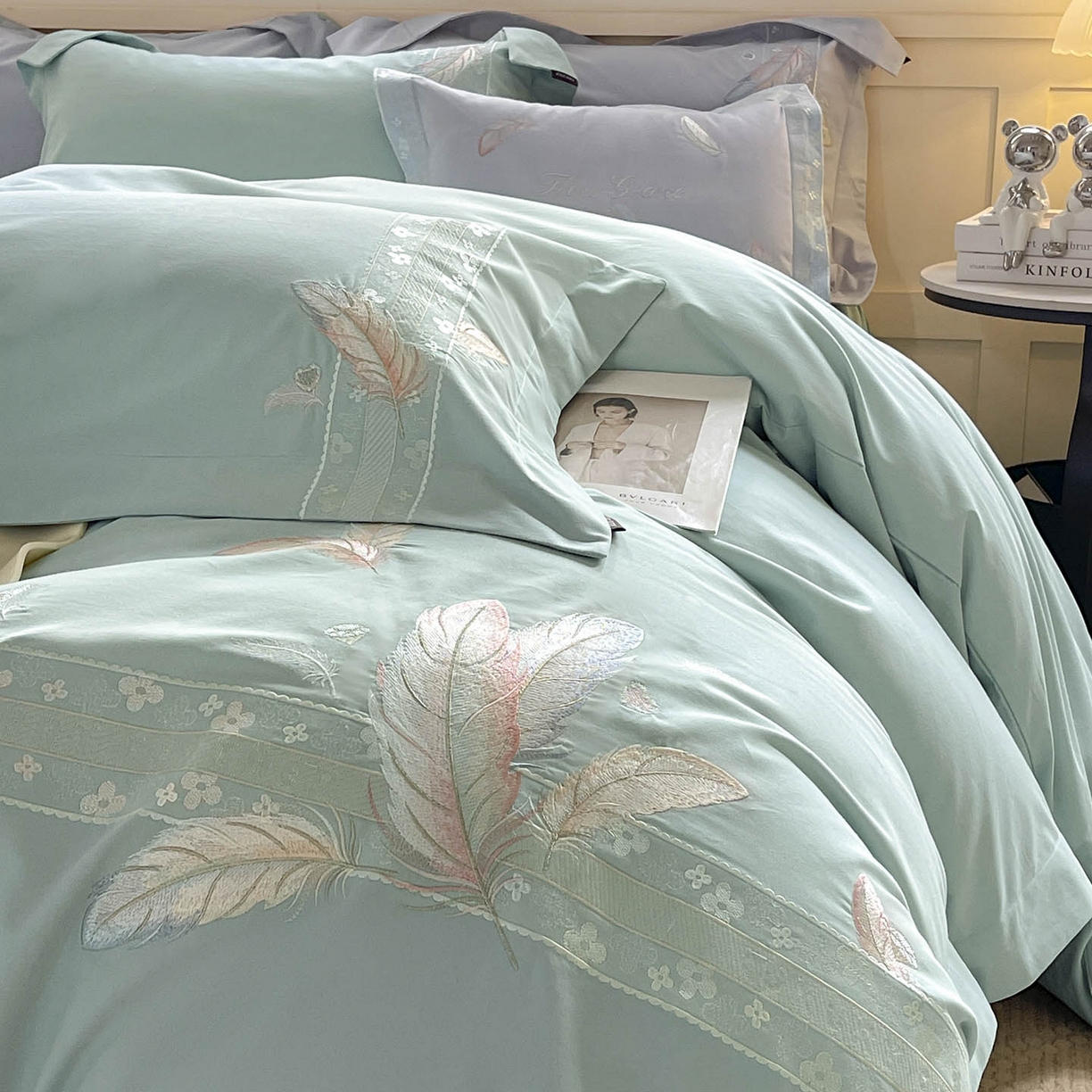 91家纺网 家纺一手货源 找家纺 2025秋冬新品A类加厚保暖全棉磨毛四件套纯棉被套重工刺绣轻奢床笠款直播热款床上用品 缦禾-茶绿