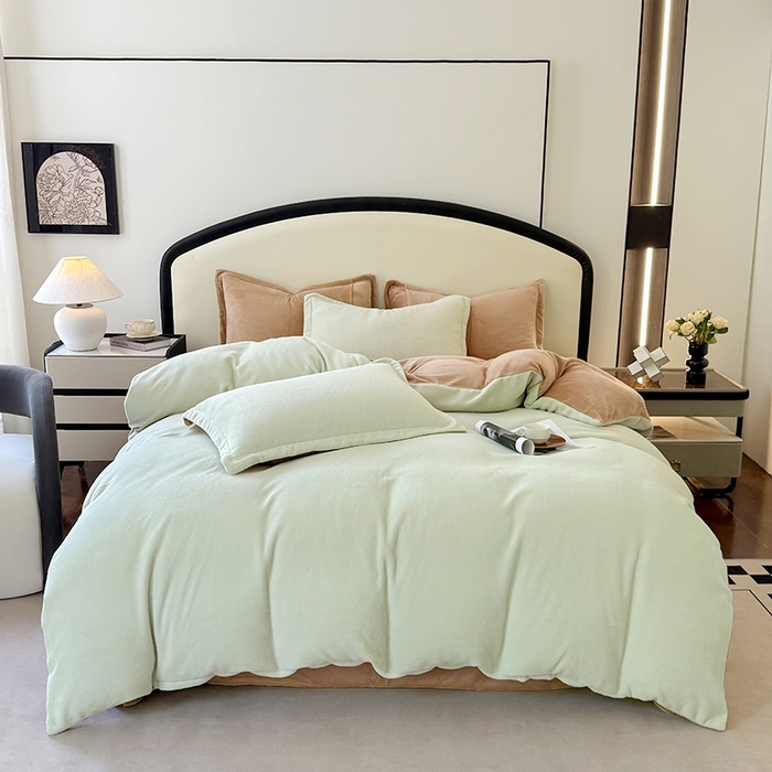 91家纺网 家纺一手货源 找家纺 家贝爱 2025新款高克重石墨烯牛奶绒四件套 暖梦-绿