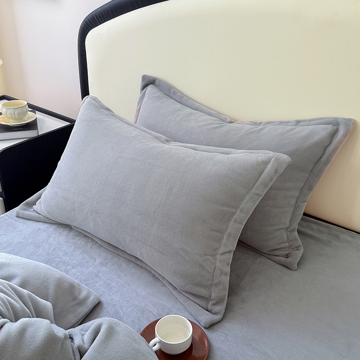 91家纺网 家纺一手货源 找家纺 家贝爱 2025新款高克重石墨烯牛奶绒四件套 暖梦-深灰