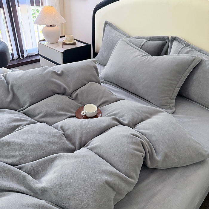 91家纺网 家纺一手货源 找家纺 家贝爱 2025新款高克重石墨烯牛奶绒四件套 暖梦-深灰