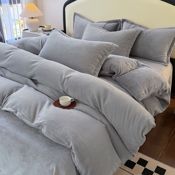 91家纺网 家纺一手货源 找家纺 家贝爱 2025新款高克重石墨烯牛奶绒四件套 暖梦-深灰