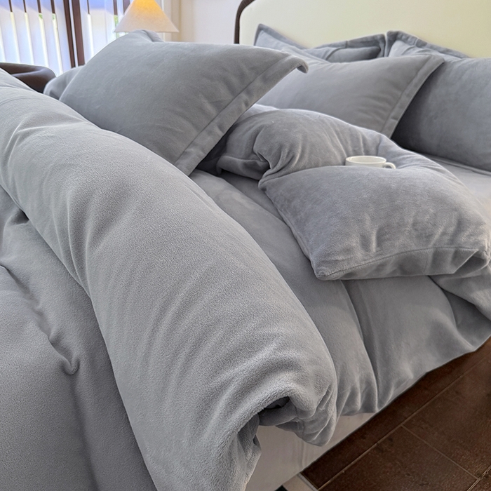 91家纺网 家纺一手货源 找家纺 家贝爱 2025新款高克重石墨烯牛奶绒四件套 暖梦-深灰