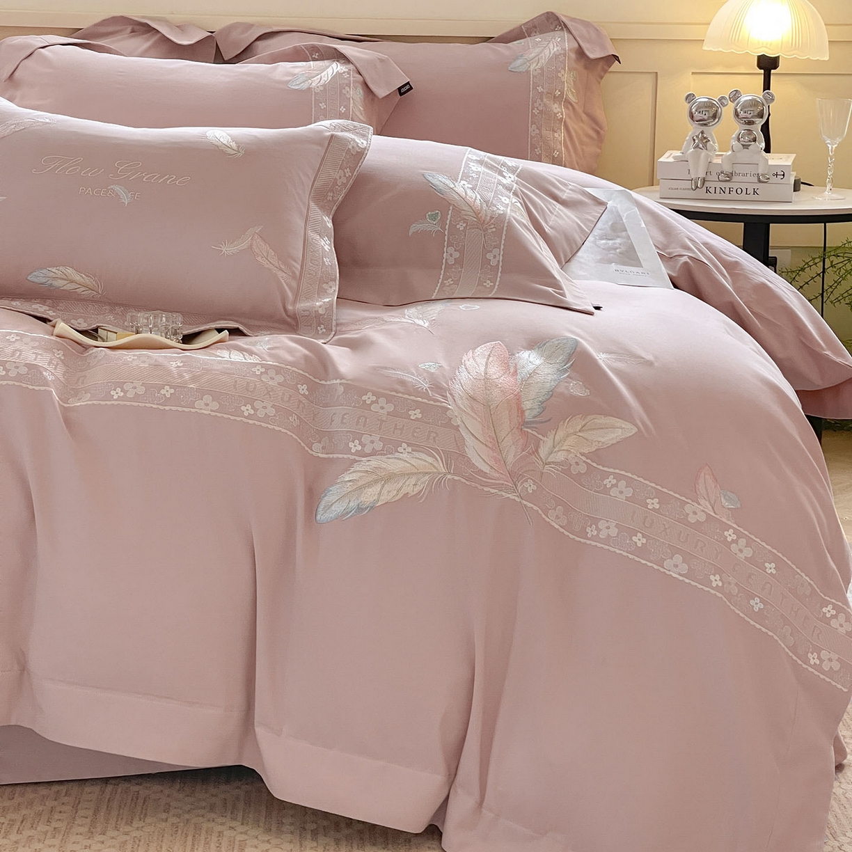 91家纺网 家纺一手货源 找家纺 （总）2025秋冬新品A类加厚保暖全棉磨毛四件套纯棉被套重工刺绣轻奢床笠款直播热款床上用品