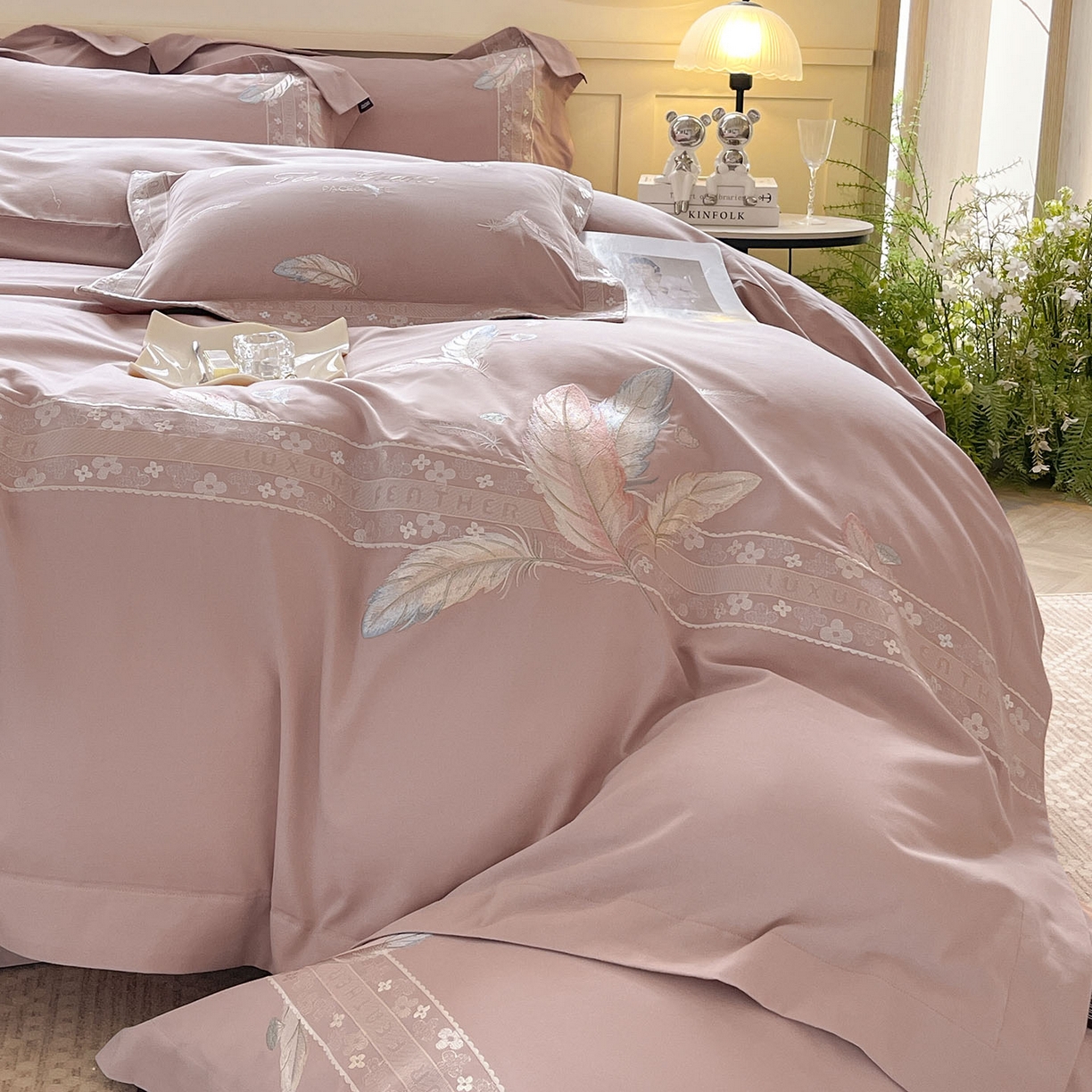 91家纺网 家纺一手货源 找家纺 （总）2025秋冬新品A类加厚保暖全棉磨毛四件套纯棉被套重工刺绣轻奢床笠款直播热款床上用品