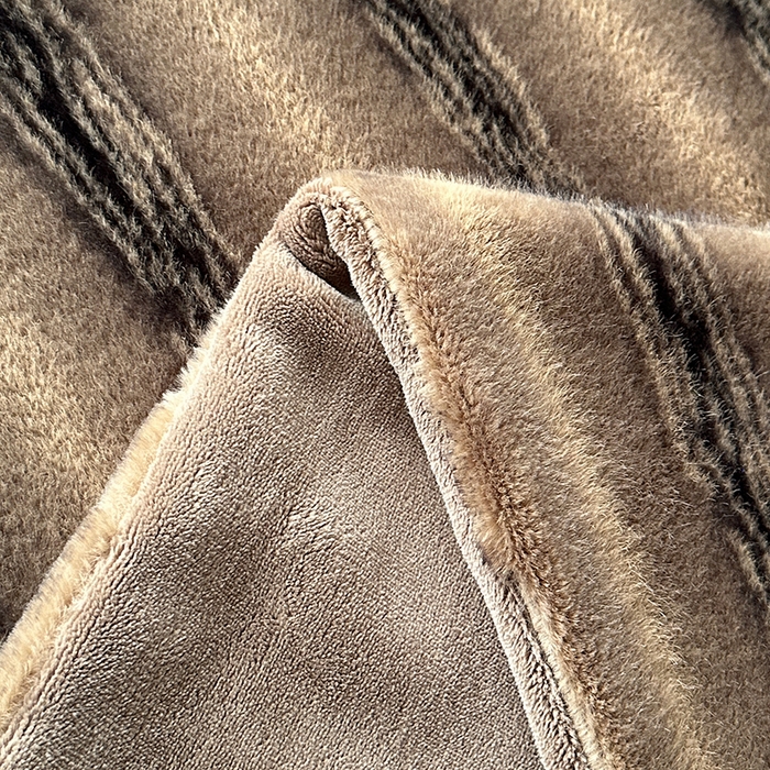 91家纺网 家纺一手货源 找家纺 芸锦豪 2025新款大金狐貂云锦绒毛毯毯子 棕色