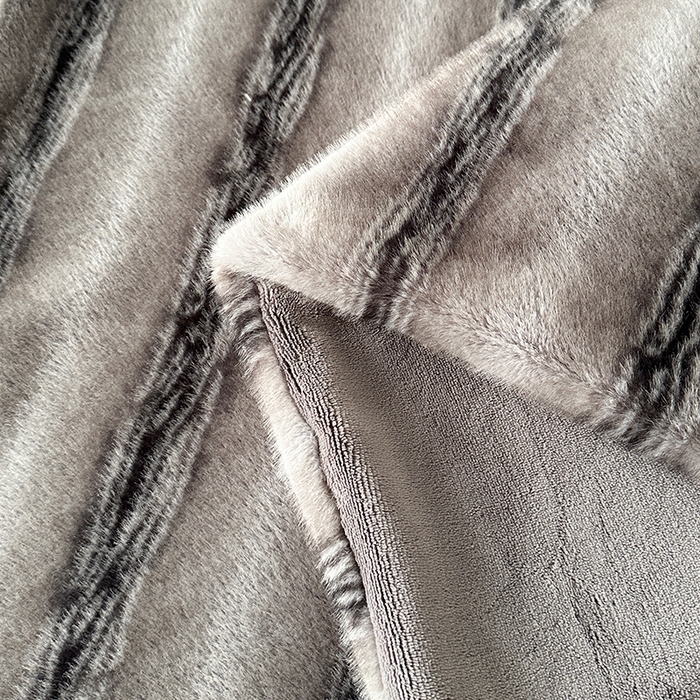 91家纺网 家纺一手货源 找家纺 芸锦豪 2025新款大金狐貂云锦绒毛毯毯子 灰色